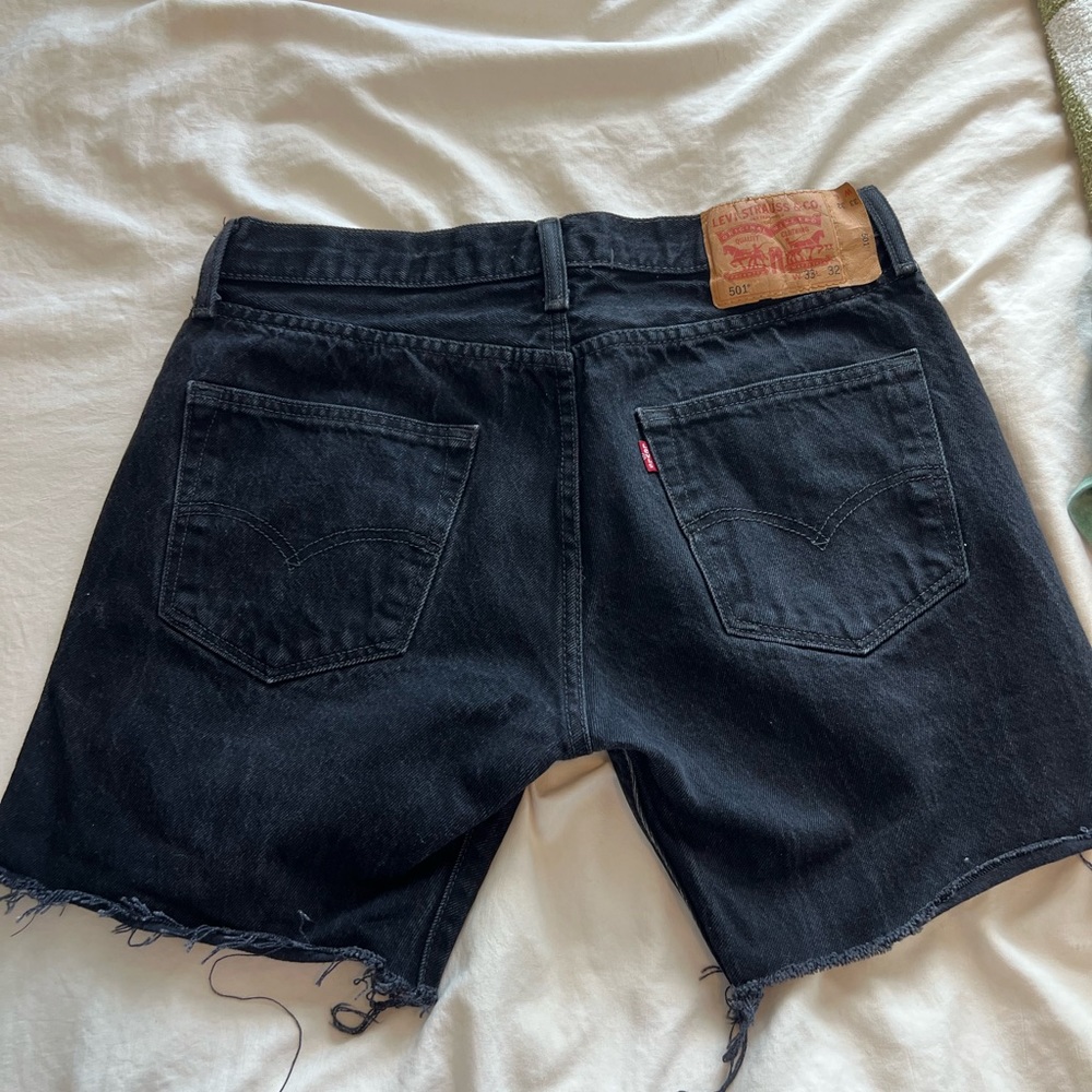 Levi’s 501 black skater shorts